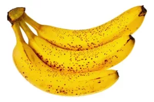 Bananes légèrement tachetées