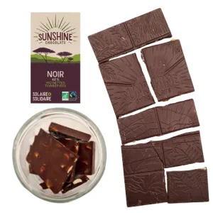 Carrés de chocolat noir noisettes torréfiées