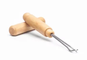 Escurette avec capuchon - plusieurs coloris dispos