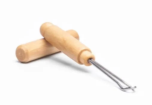 Escurette avec capuchon - plusieurs coloris dispos